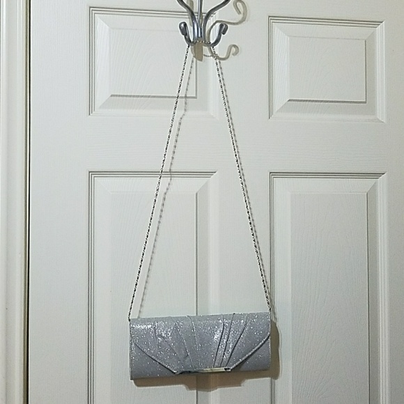 Purse - Picture 1 of 4